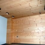 Qualitat i servei defineixen Fusteria de luxe Carpintería de lujo Ebenisteria Confer Andorra, que es caracteritza per un equip multidisciplinari i una oficina tècnica amb professionals de primera línia i anys d’experiència. Aquesta capacitat de treball permet fer realitat qualsevol disseny d’un arquitecte o interiorista a partir d’un simple esbós i, alhora, mantenir una interlocució amb el client que busca solucions per donar resposta a les necessitats funcionals d’un espai. Taller d’ebenisteria i fusteria de luxe i d’alta gamma. Som capaços de fer realitat un moble partint del plànol més detallat però també d’una idea mínima, un simple croquis, inspiració o element preexistent. En col·laboració amb arquitectes, interioristes i professionals del disseny, els nostres experts en fusta seleccionaran els materials i tècniques adequats perquè el moble adquireixi tot el seu potencial estètic i funcional i tingui un rendiment òptim en l’ús que se’n faci.