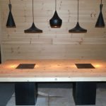 Qualitat i servei defineixen Fusteria de luxe Carpintería de lujo Ebenisteria Confer Andorra, que es caracteritza per un equip multidisciplinari i una oficina tècnica amb professionals de primera línia i anys d’experiència. Aquesta capacitat de treball permet fer realitat qualsevol disseny d’un arquitecte o interiorista a partir d’un simple esbós i, alhora, mantenir una interlocució amb el client que busca solucions per donar resposta a les necessitats funcionals d’un espai. Taller d’ebenisteria i fusteria de luxe i d’alta gamma. Som capaços de fer realitat un moble partint del plànol més detallat però també d’una idea mínima, un simple croquis, inspiració o element preexistent. En col·laboració amb arquitectes, interioristes i professionals del disseny, els nostres experts en fusta seleccionaran els materials i tècniques adequats perquè el moble adquireixi tot el seu potencial estètic i funcional i tingui un rendiment òptim en l’ús que se’n faci.