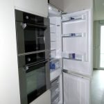 Qualitat i servei defineixen Fusteria de luxe Carpintería de lujo Ebenisteria Confer Andorra, que es caracteritza per un equip multidisciplinari i una oficina tècnica amb professionals de primera línia i anys d’experiència. Aquesta capacitat de treball permet fer realitat qualsevol disseny d’un arquitecte o interiorista a partir d’un simple esbós i, alhora, mantenir una interlocució amb el client que busca solucions per donar resposta a les necessitats funcionals d’un espai. Taller d’ebenisteria i fusteria de luxe i d’alta gamma. Som capaços de fer realitat un moble partint del plànol més detallat però també d’una idea mínima, un simple croquis, inspiració o element preexistent. En col·laboració amb arquitectes, interioristes i professionals del disseny, els nostres experts en fusta seleccionaran els materials i tècniques adequats perquè el moble adquireixi tot el seu potencial estètic i funcional i tingui un rendiment òptim en l’ús que se’n faci.