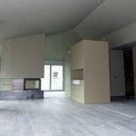 Qualitat i servei defineixen Fusteria de luxe Carpintería de lujo Ebenisteria Confer Andorra, que es caracteritza per un equip multidisciplinari i una oficina tècnica amb professionals de primera línia i anys d’experiència. Aquesta capacitat de treball permet fer realitat qualsevol disseny d’un arquitecte o interiorista a partir d’un simple esbós i, alhora, mantenir una interlocució amb el client que busca solucions per donar resposta a les necessitats funcionals d’un espai. Taller d’ebenisteria i fusteria de luxe i d’alta gamma. Som capaços de fer realitat un moble partint del plànol més detallat però també d’una idea mínima, un simple croquis, inspiració o element preexistent. En col·laboració amb arquitectes, interioristes i professionals del disseny, els nostres experts en fusta seleccionaran els materials i tècniques adequats perquè el moble adquireixi tot el seu potencial estètic i funcional i tingui un rendiment òptim en l’ús que se’n faci.