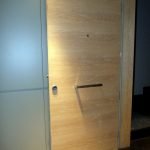 Qualitat i servei defineixen Fusteria de luxe Carpintería de lujo Ebenisteria Confer Andorra, que es caracteritza per un equip multidisciplinari i una oficina tècnica amb professionals de primera línia i anys d’experiència. Aquesta capacitat de treball permet fer realitat qualsevol disseny d’un arquitecte o interiorista a partir d’un simple esbós i, alhora, mantenir una interlocució amb el client que busca solucions per donar resposta a les necessitats funcionals d’un espai. Taller d’ebenisteria i fusteria de luxe i d’alta gamma. Som capaços de fer realitat un moble partint del plànol més detallat però també d’una idea mínima, un simple croquis, inspiració o element preexistent. En col·laboració amb arquitectes, interioristes i professionals del disseny, els nostres experts en fusta seleccionaran els materials i tècniques adequats perquè el moble adquireixi tot el seu potencial estètic i funcional i tingui un rendiment òptim en l’ús que se’n faci.