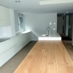 Qualitat i servei defineixen Fusteria de luxe Carpintería de lujo Ebenisteria Confer Andorra, que es caracteritza per un equip multidisciplinari i una oficina tècnica amb professionals de primera línia i anys d’experiència. Aquesta capacitat de treball permet fer realitat qualsevol disseny d’un arquitecte o interiorista a partir d’un simple esbós i, alhora, mantenir una interlocució amb el client que busca solucions per donar resposta a les necessitats funcionals d’un espai. Taller d’ebenisteria i fusteria de luxe i d’alta gamma. Som capaços de fer realitat un moble partint del plànol més detallat però també d’una idea mínima, un simple croquis, inspiració o element preexistent. En col·laboració amb arquitectes, interioristes i professionals del disseny, els nostres experts en fusta seleccionaran els materials i tècniques adequats perquè el moble adquireixi tot el seu potencial estètic i funcional i tingui un rendiment òptim en l’ús que se’n faci.